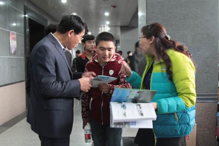 http://www.sxpi.edu.cn/__local/5/CB/82/78051940AA460BD53CE4F681B73_085C62B4_1241C.jpg
